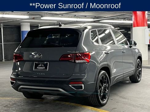 Used 2023 Volkswagen Taos SE w/ Panoramic Sunroof Package AWD/4WD image 6