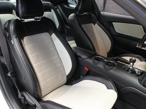 Used 2015 Ford Mustang 50 Years RWD image 48