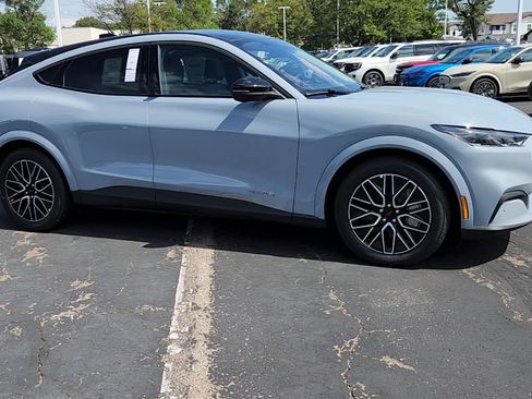 New 2025 Ford Mustang Mach-E Premium image 11