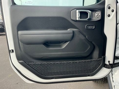 New 2026 Jeep Wrangler Rubicon image 6