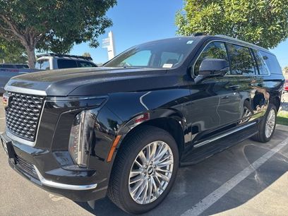 Used 2025 Cadillac Escalade ESV Premium Luxury