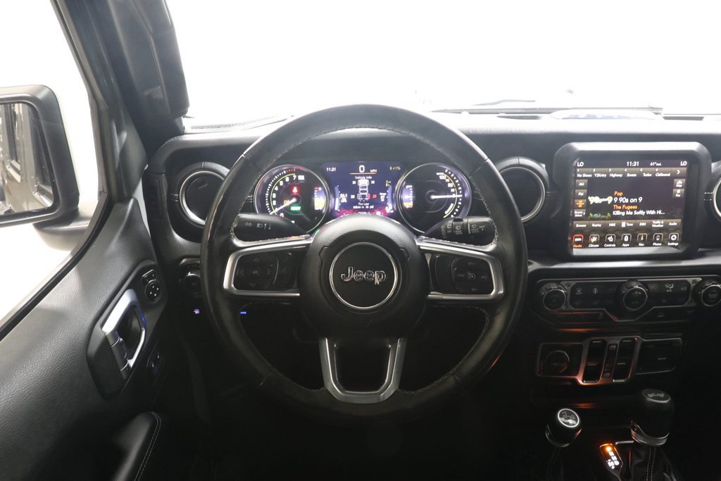 Used 2023 Jeep Wrangler Unlimited Sahara w/ Cold Weather Group AWD/4WD image 16