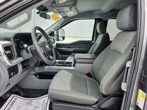 Used 2025 Ford F350 XLT w/ Snow Plow Prep Package image 11