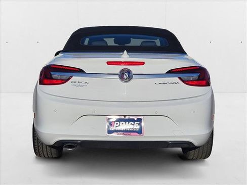 Used 2018 Buick Cascada Premium image 6