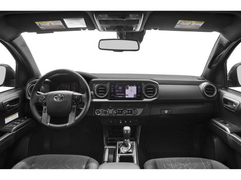 Used 2019 Toyota Tacoma TRD Off-Road w/ Technology Package AWD/4WD image 5