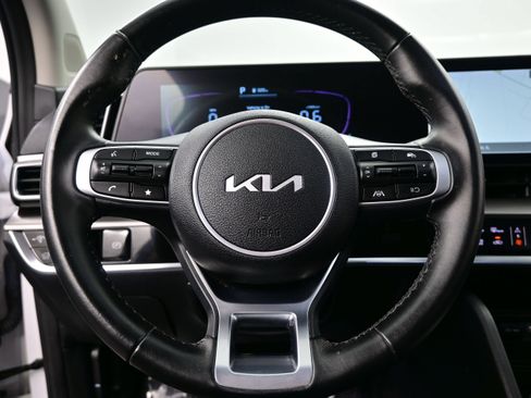 Used 2025 Kia Sportage EX w/ Premium Package FWD image 28