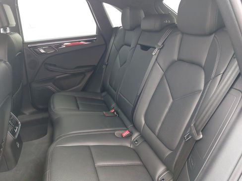 Certified 2026 Porsche Macan S AWD/4WD image 16