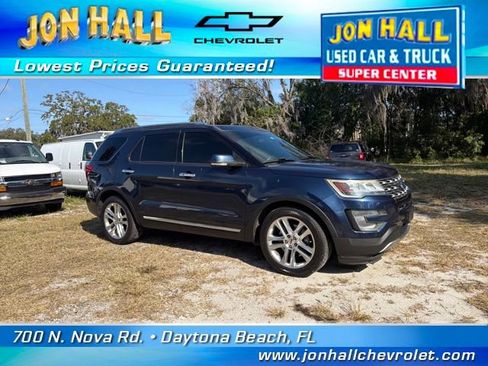 Used 2017 Ford Explorer Limited image 17