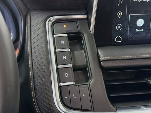 Used 2023 GMC Yukon AT4 image 21