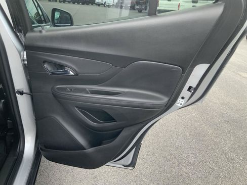 Used 2020 Buick Encore Preferred FWD image 43