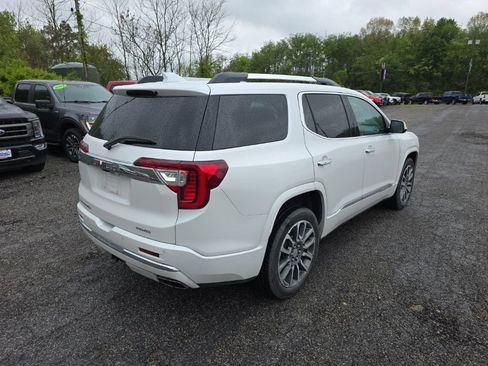 Used 2021 GMC Acadia Denali w/ Denali Ultimate Package AWD/4WD image 3