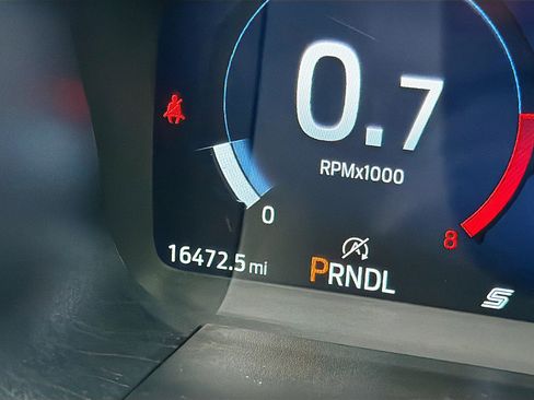 Used 2025 Ford Explorer ST-Line w/ ST-Line Street Pack image 39