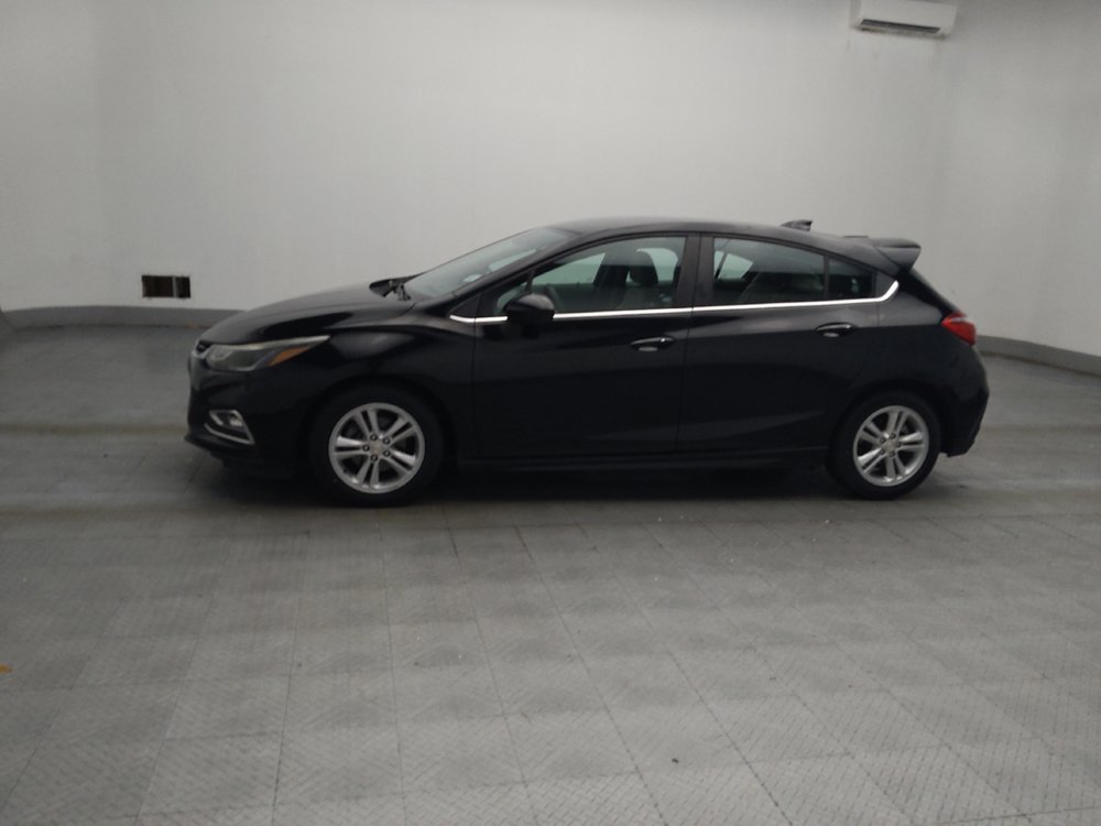 Used 2017 Chevrolet Cruze LT w/ Convenience Package FWD image 2