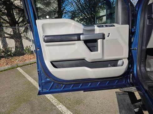 Used 2019 Ford F150 XLT w/ Equipment Group 302A Luxury image 15