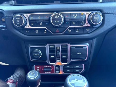 Used 2024 Jeep Wrangler Unlimited Rubicon 392 w/ Dual Door Group (Lowers Only) AWD/4WD image 32
