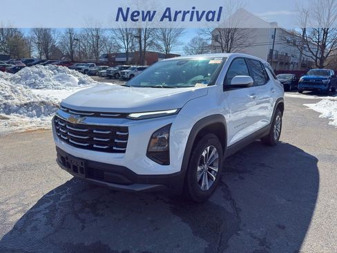 Certified 2025 Chevrolet Equinox LT image 1