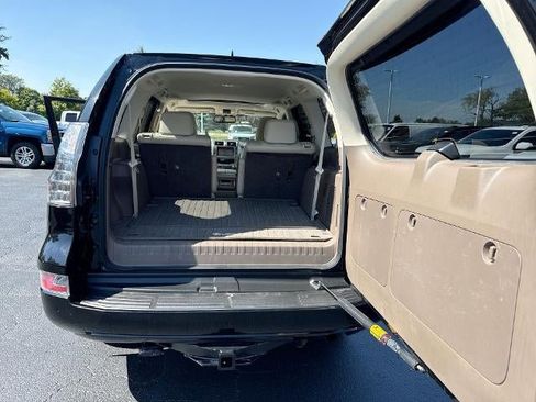 Used 2017 Lexus GX 460 Luxury image 26