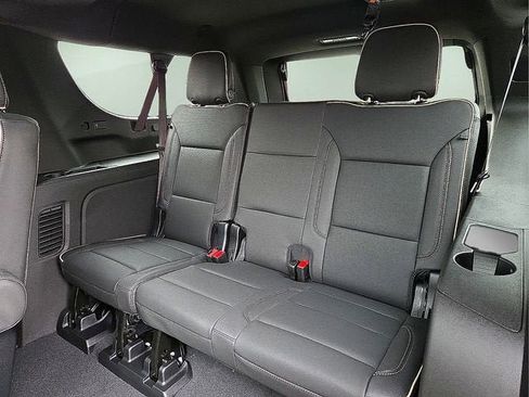 New 2026 Chevrolet Suburban Premier AWD/4WD image 13