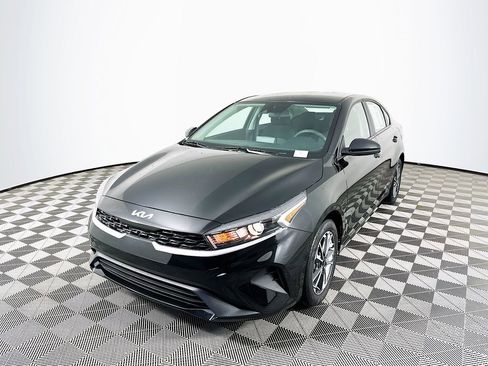 Used 2024 Kia Forte LXS image 5