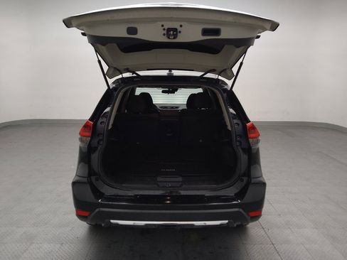 Used 2019 Nissan Rogue S AWD/4WD image 29