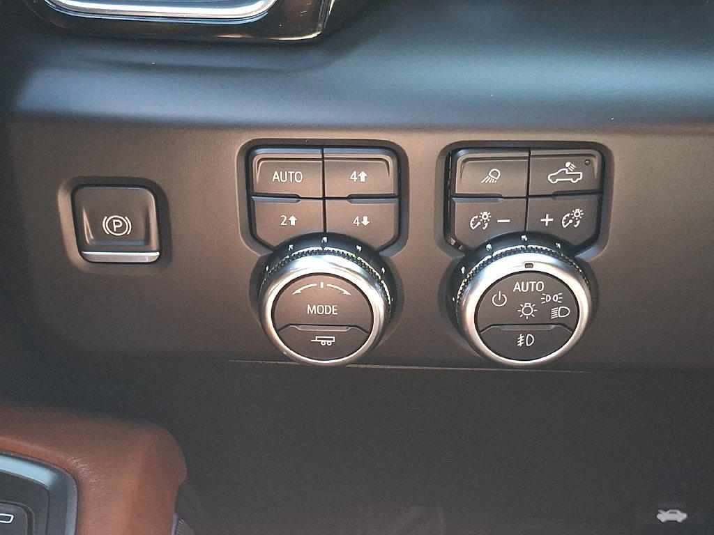 Used 2024 GMC Sierra 1500 Denali Ultimate AWD/4WD image 28