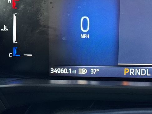 Used 2025 Ford Escape ST-Line w/ Equipment Group 301A image 33