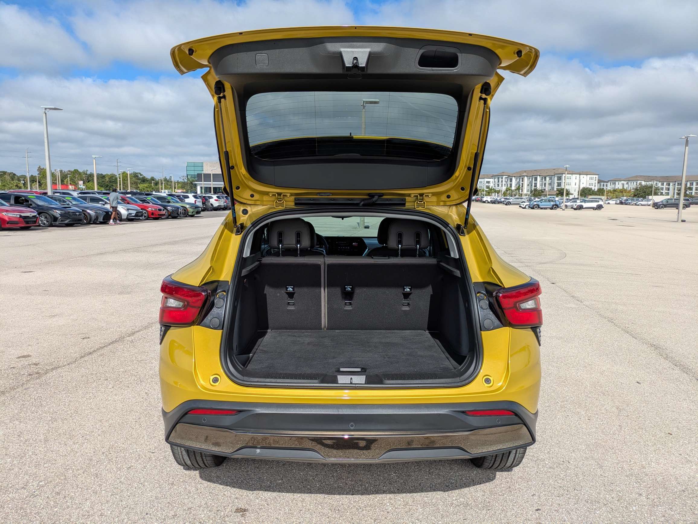 Used 2025 Chevrolet Trax ACTIV w/ Driver Confidence Package FWD image 31