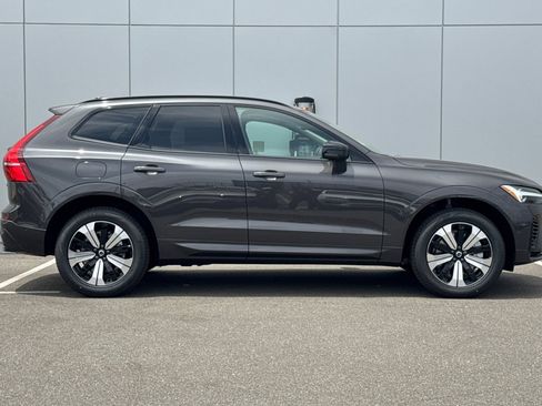 New 2025 Volvo XC60 T8 Plus w/ Protection Package Premier image 6