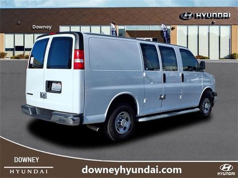 Used 2023 Chevrolet Express 2500 w/ Driver Convenience Package image 4