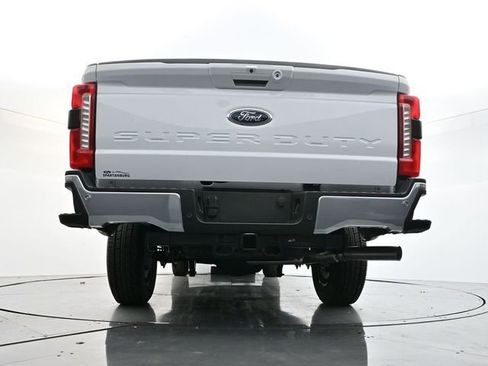 New 2026 Ford F250 Lariat RWD image 31