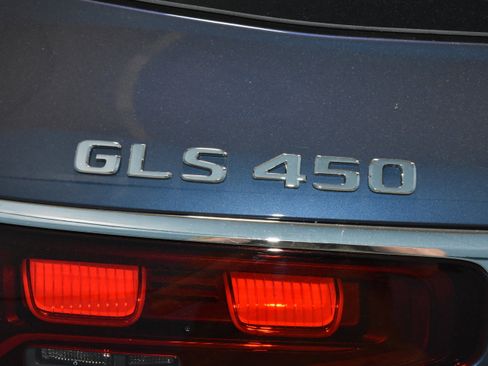 New 2026 Mercedes-Benz GLS 450 4MATIC image 27