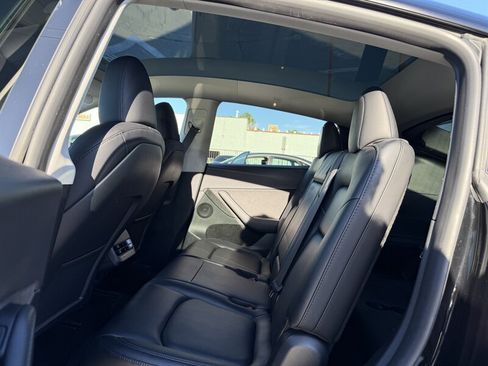 Used 2023 Tesla Model Y Long Range AWD/4WD image 11