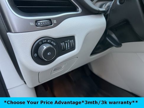 Certified 2021 Jeep Cherokee Latitude Lux w/ Trailer Tow Group image 38