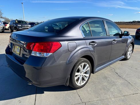 Used 2013 Subaru Legacy 2.5i Premium w/ All-Weather Pkg image 4