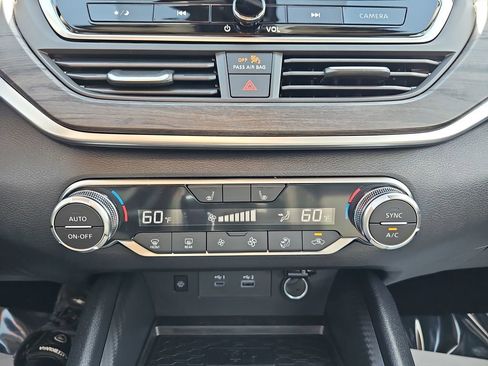 New 2026 Nissan Altima 2.5 SV w/ SV Premium Package FWD image 27