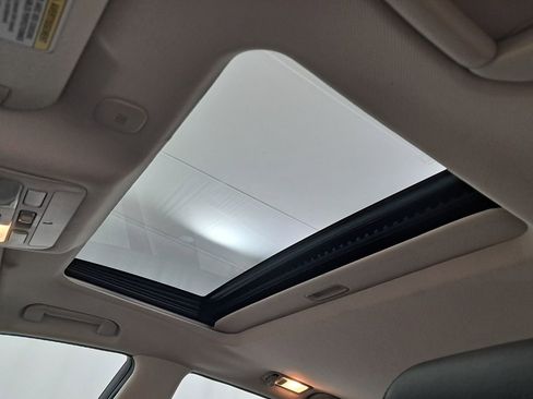 Used 2008 INFINITI M35 x w/ Technology Pkg image 6