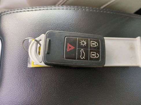 Used 2017 Volvo S60 T5 Dynamic image 35