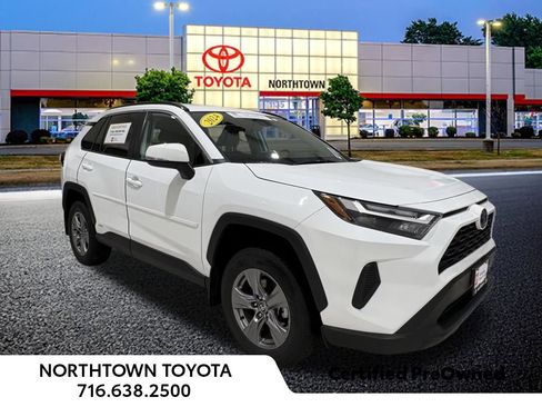 Used 2024 Toyota RAV4 XLE image 15