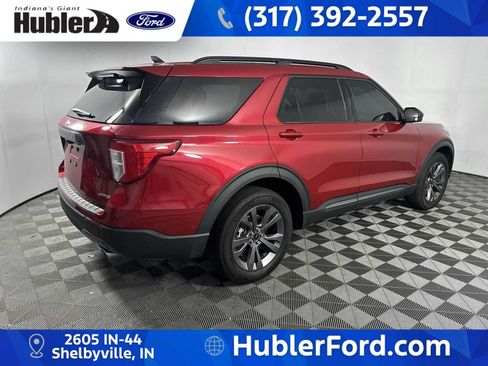 Used 2024 Ford Explorer XLT w/ Equipment Group 202A AWD/4WD image 8