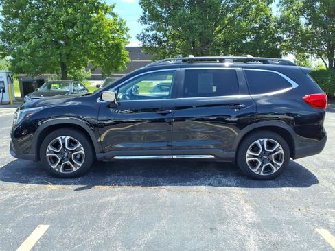 Used 2023 Subaru Ascent Limited w/ Technology Package AWD/4WD image 5