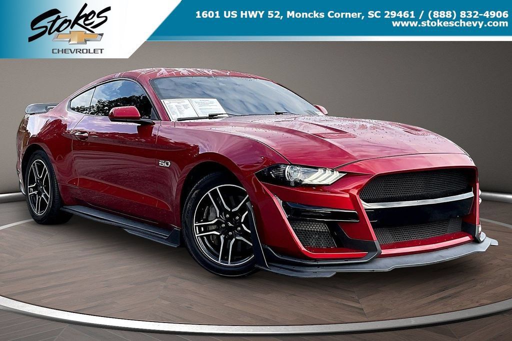 Used 2022 Ford Mustang GT Premium RWD image 1