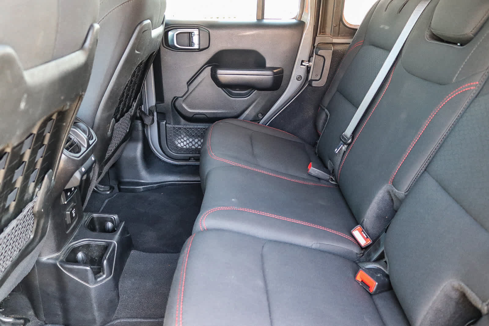 Used 2021 Jeep Wrangler Unlimited Rubicon AWD/4WD image 17