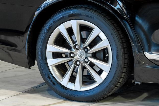 Used 2015 Lexus LS 460 w/ Comfort Package RWD image 71