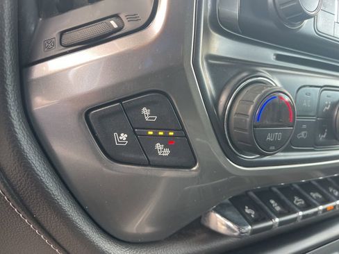 Used 2018 Chevrolet Silverado 2500 LTZ w/ Duramax Plus Package image 23