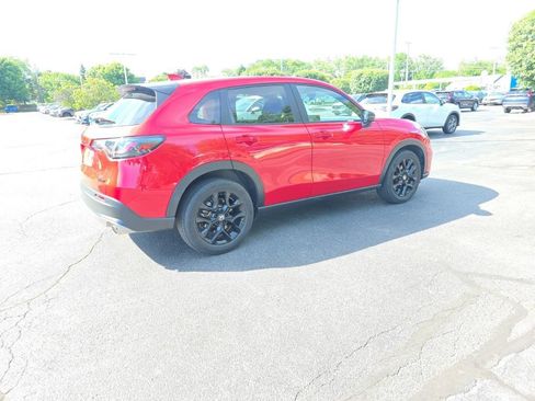 Certified 2025 Honda HR-V Sport image 7