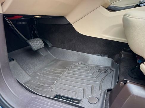 Used 2017 Mercedes-Benz GLS 450 4MATIC image 47