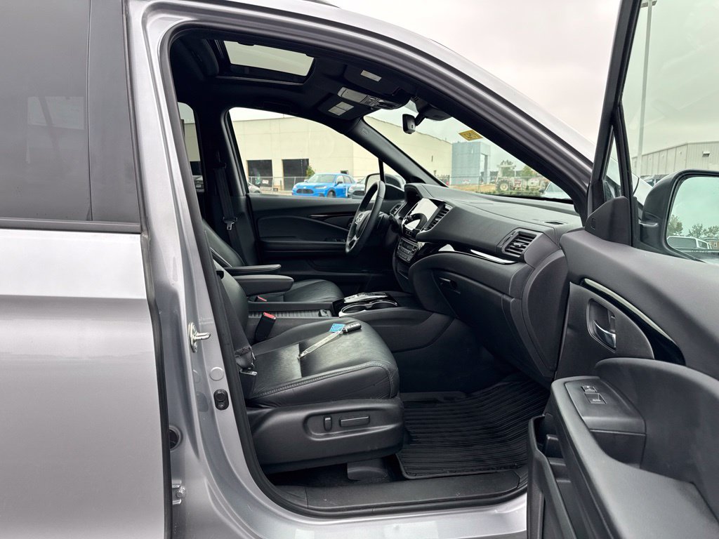 Certified 2021 Honda Passport Touring image 39
