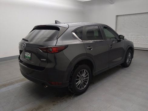 Used 2017 MAZDA CX-5 Touring image 9