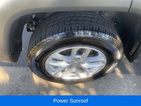 Certified 2024 Jeep Grand Cherokee Laredo X RWD image 13