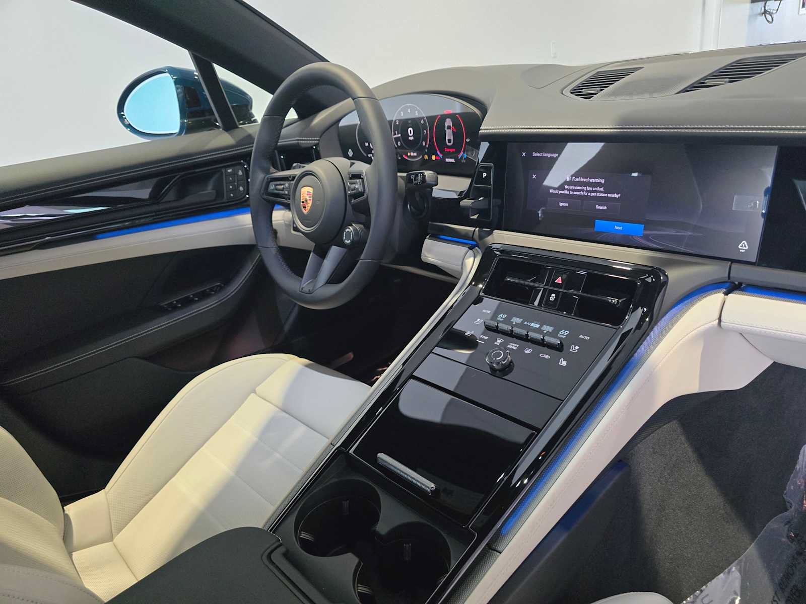 New 2026 Porsche Panamera 4 AWD/4WD image 11